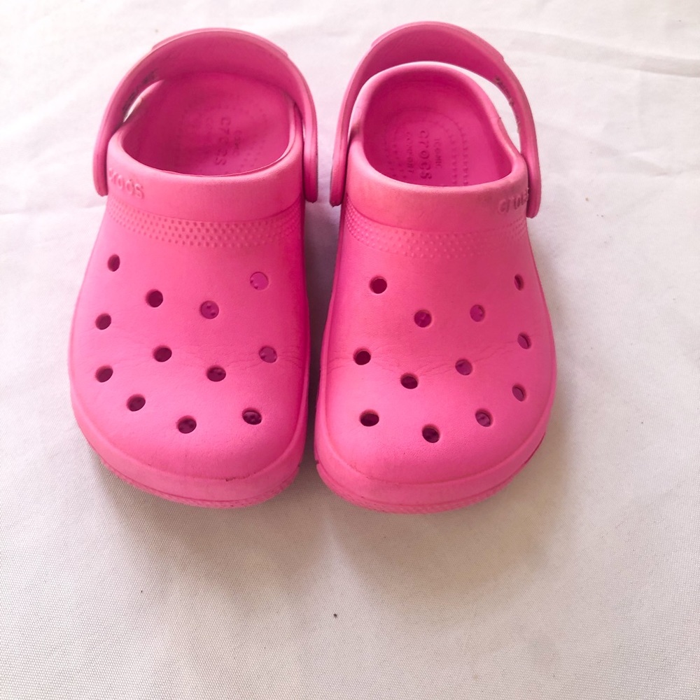 Kids pink Crocs